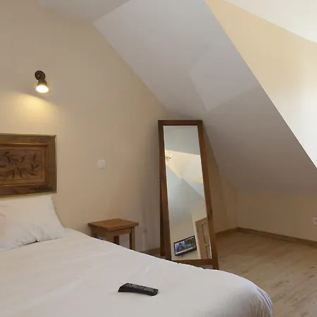 Des Alpes 2* Le Bourg-dʼOisans